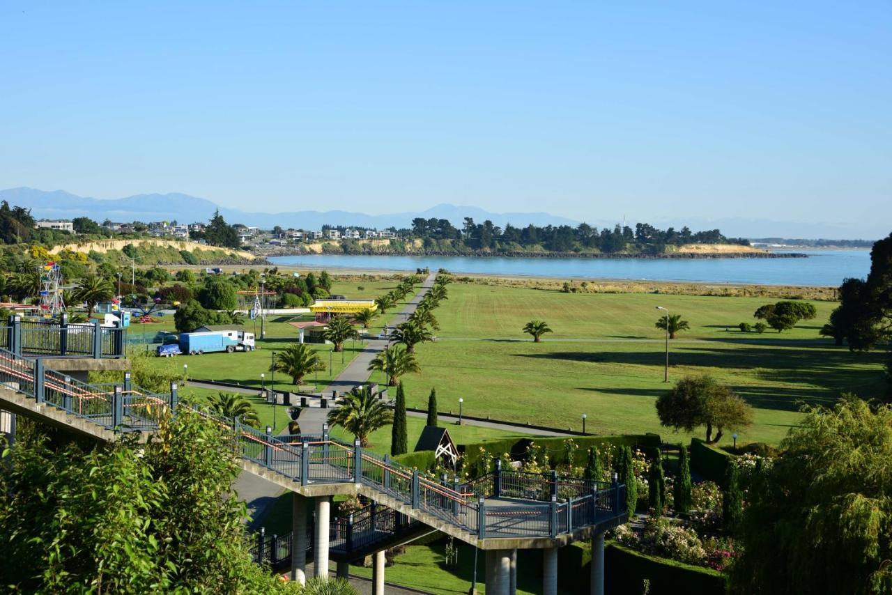 The Sanctuary Beach Side And Spa Timaru Exterior foto